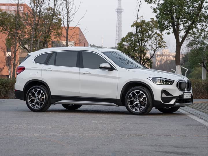 Фото 5 - BMW X1