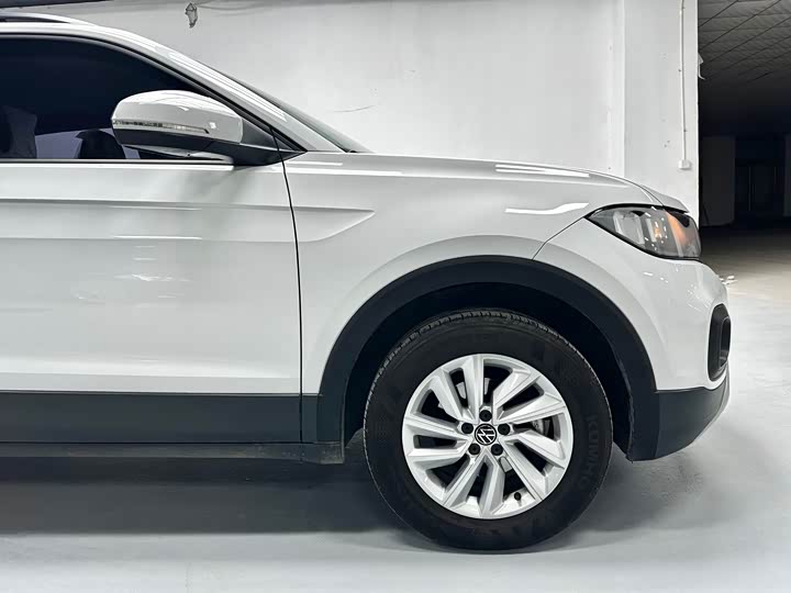 Фото 2 - Volkswagen Tacqua