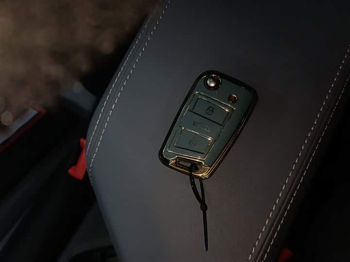 Фото 9 - Volkswagen Lavida