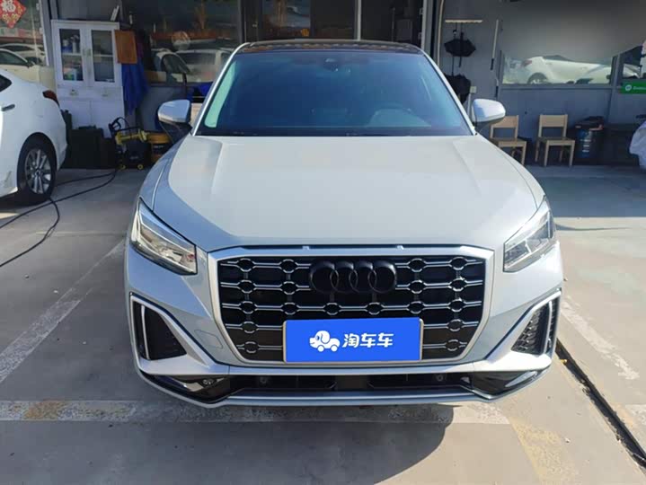 Фото 2 - Audi Q2L
