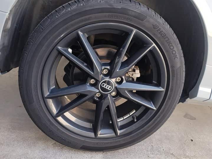 Фото 6 - Audi Q2L