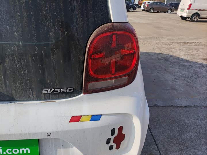 Фото 8 - Roewe Clever