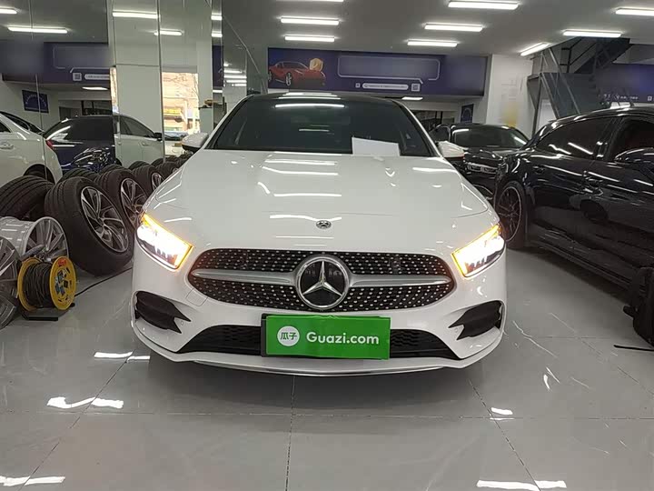 Фото 3 - Mercedes-Benz A-Class