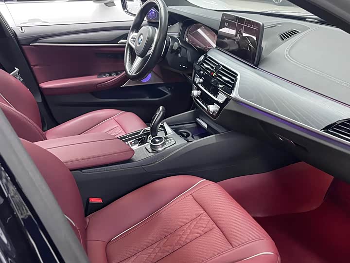 Фото 4 - BMW 5 Series