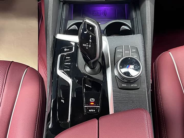 Фото 8 - BMW 5 Series