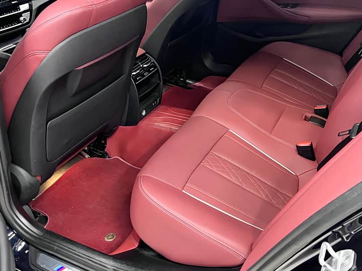 Фото 9 - BMW 5 Series