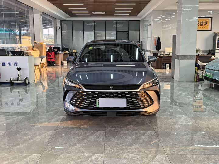 Фото 2 - BYD Qin Plus