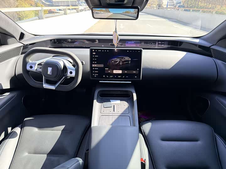 Фото 8 - Avatr 12