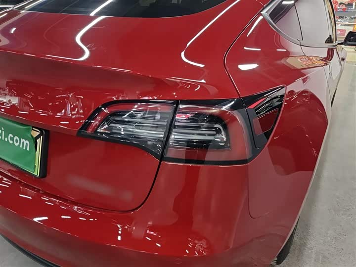 Фото 7 - Tesla Model 3