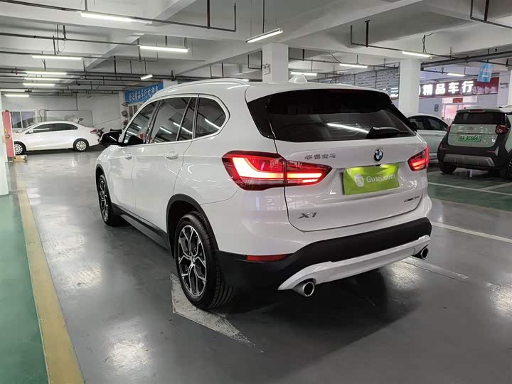 Фото 5 - BMW X1