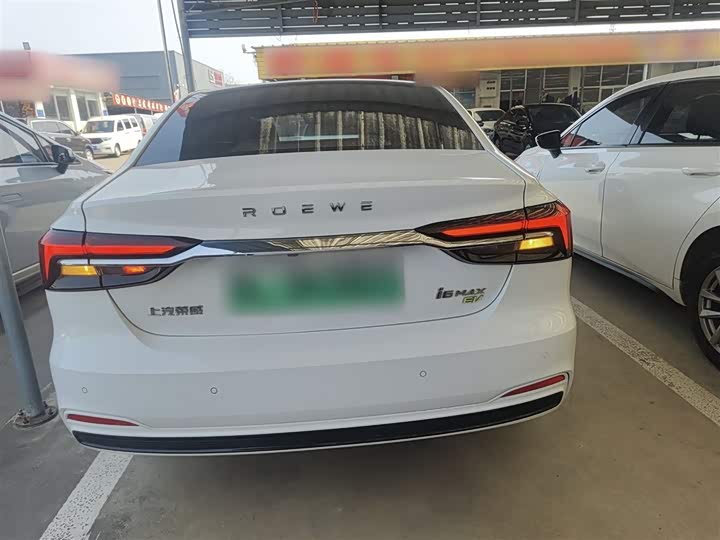 Фото 6 - Roewe i6 Max EV