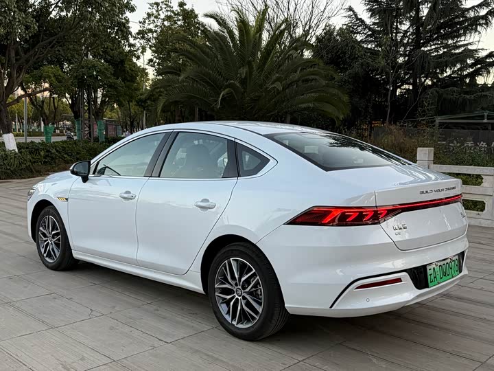 Фото 6 - BYD Qin Plus