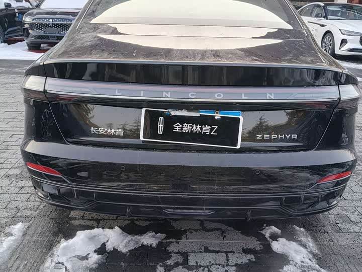 Фото 2 - Lincoln Z (Zephyr)