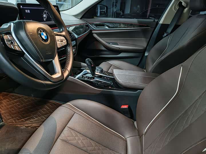 Фото 7 - BMW 5 Series