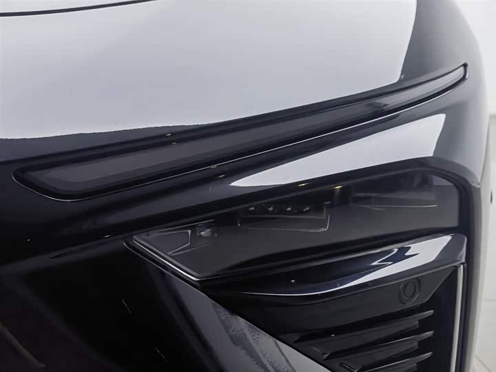 Фото 7 - Hozon S