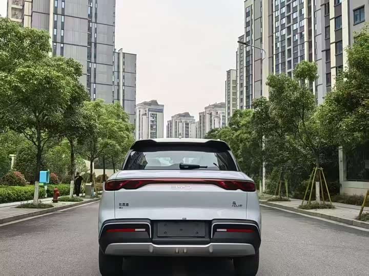 Фото 8 - BYD Yuan Up