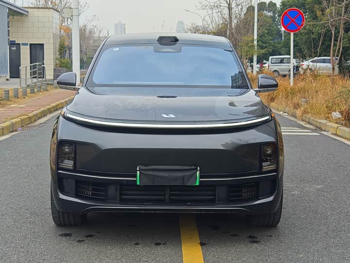 Фото 2 - LiXiang L9