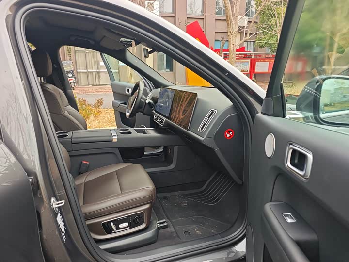 Фото 5 - LiXiang L9