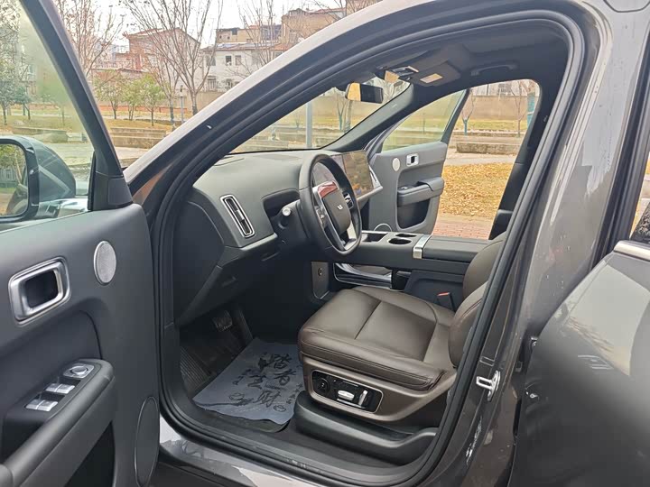 Фото 8 - LiXiang L9