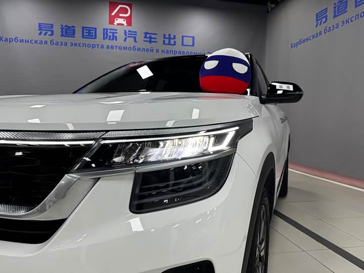 Фото 4 - Kia KX3