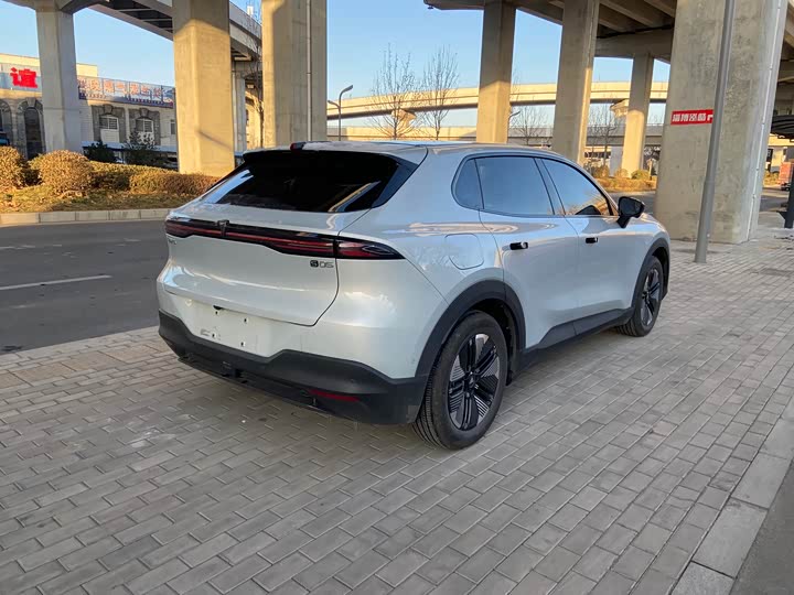 Фото 3 - Changan Deepal S05