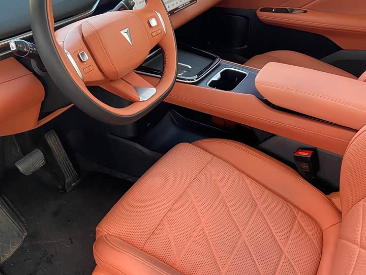 Фото 9 - Changan Deepal S05