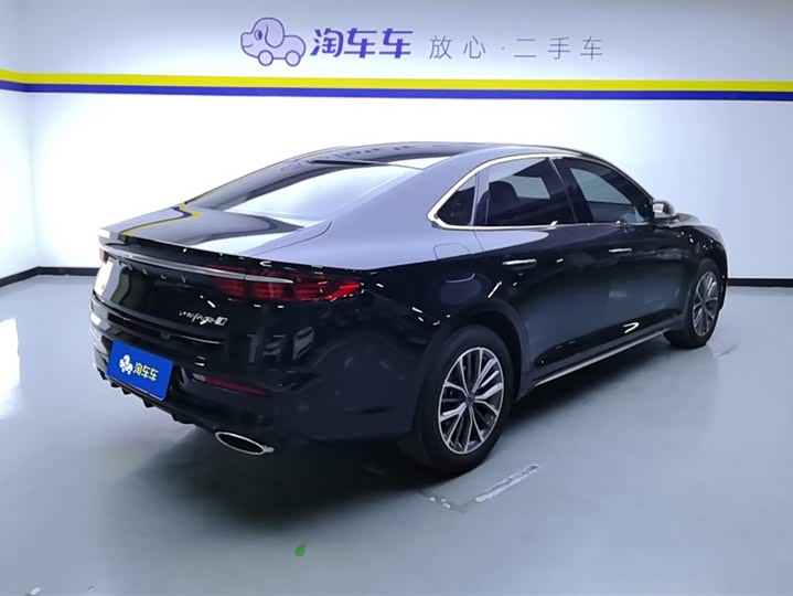 Фото 3 - Geely Preface