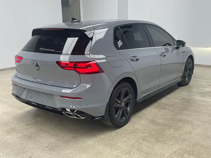 Фото 6 - Volkswagen Golf