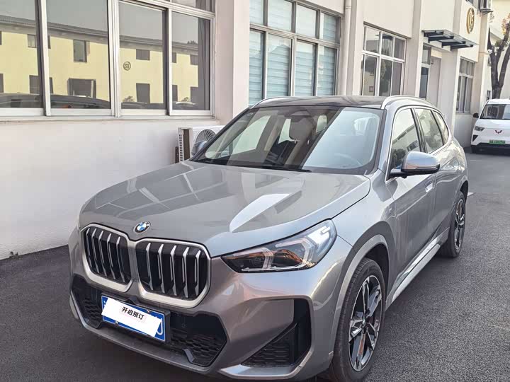 Фото 1 - BMW X1