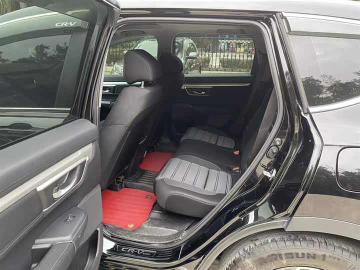 Фото 6 - Honda CR-V