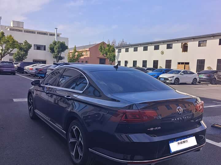 Фото 9 - Volkswagen Magotan