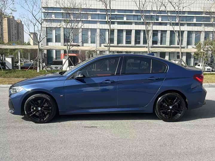Фото 4 - BMW 1 Series