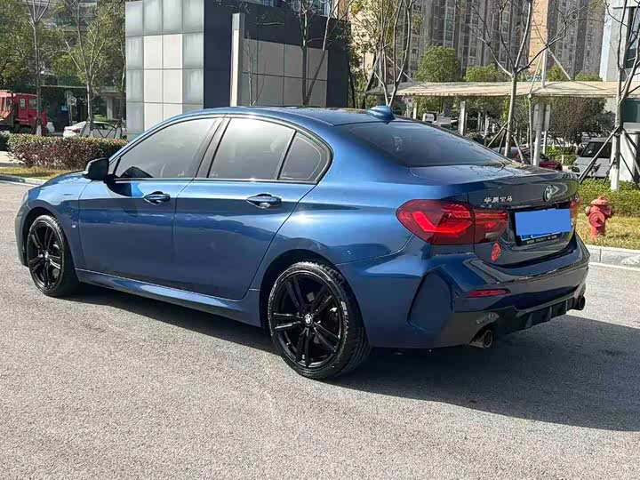 Фото 6 - BMW 1 Series