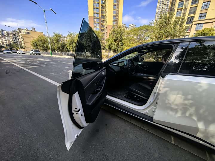 Фото 5 - Changan Deepal SL03