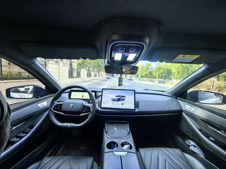 Фото 9 - Changan Deepal SL03