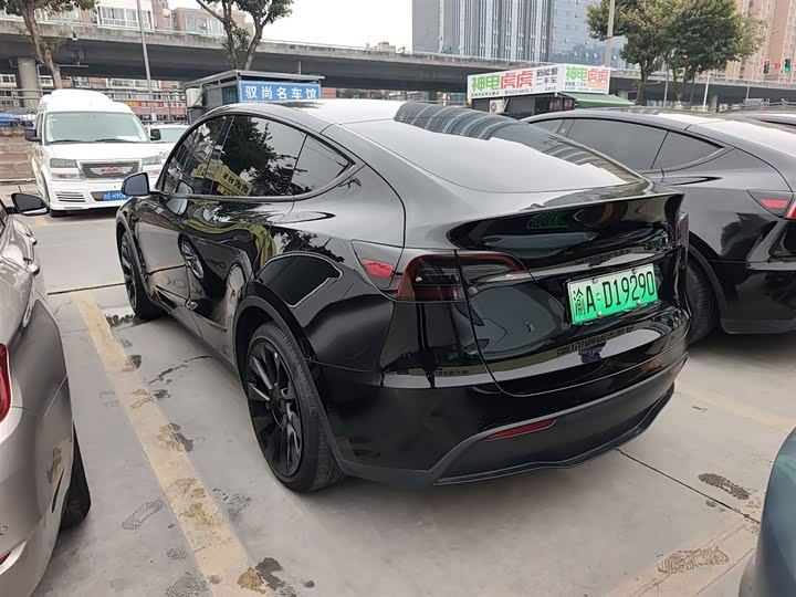 Фото 5 - Tesla Model Y