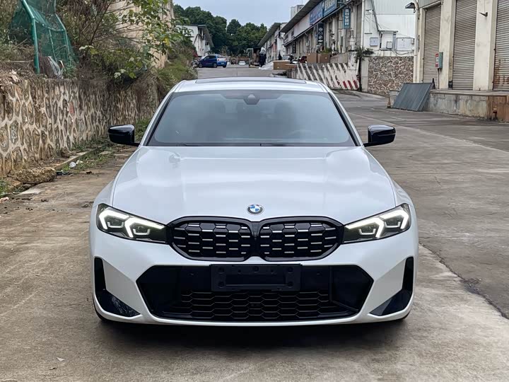 Фото 2 - BMW 3 Series