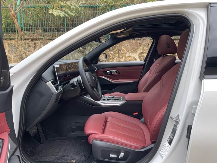 Фото 4 - BMW 3 Series