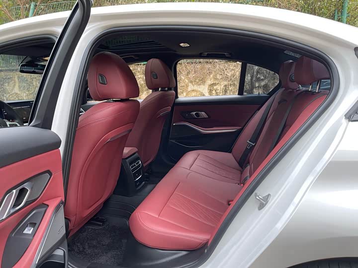 Фото 6 - BMW 3 Series