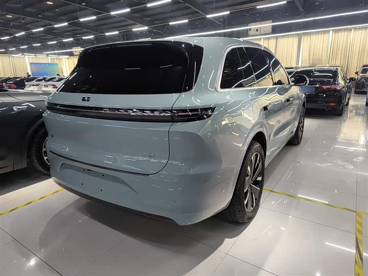 Фото 7 - LiXiang L6