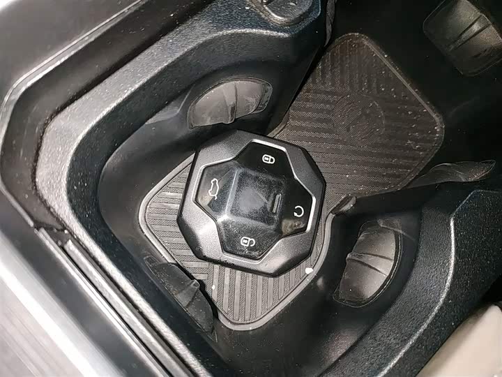 Фото 9 - Jetour T2