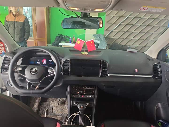 Фото 3 - Skoda Karoq