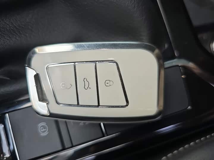 Фото 9 - Volkswagen Passat