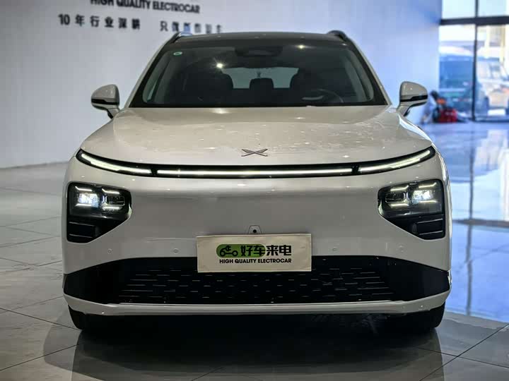 Фото 2 - XPeng G9