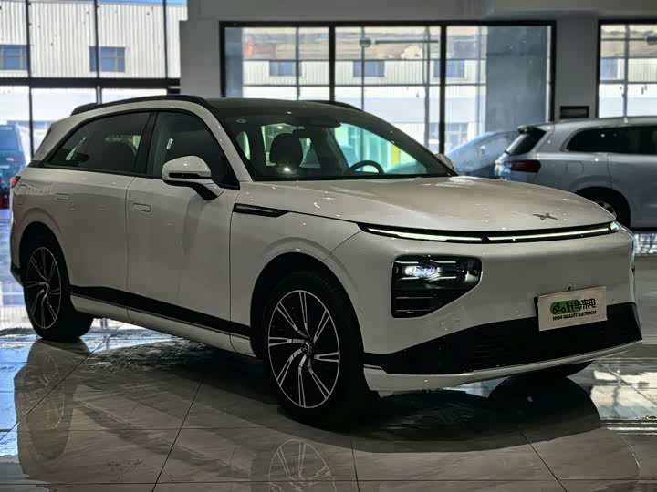 Фото 3 - XPeng G9