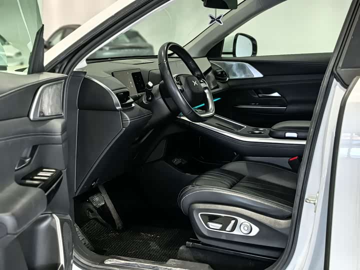 Фото 6 - XPeng G9