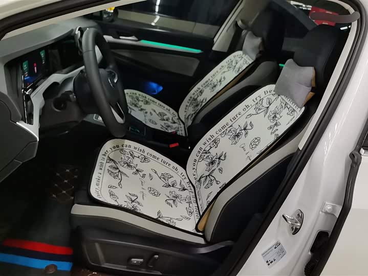 Фото 9 - Volkswagen Golf