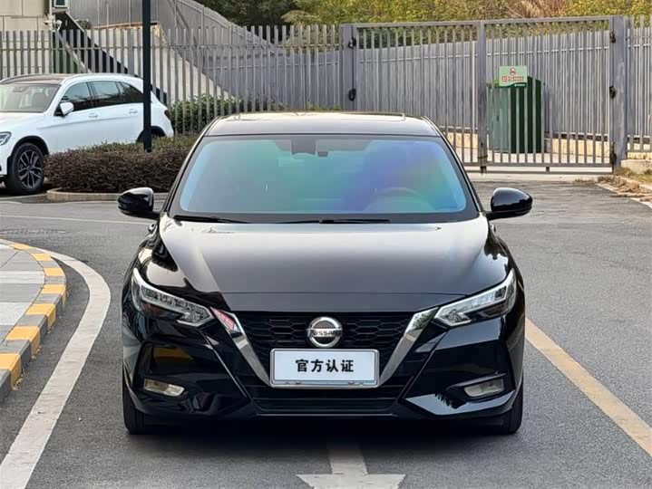 Фото 2 - Nissan Sylphy