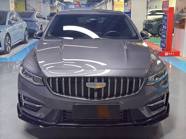 Фото 2 - Geely Preface