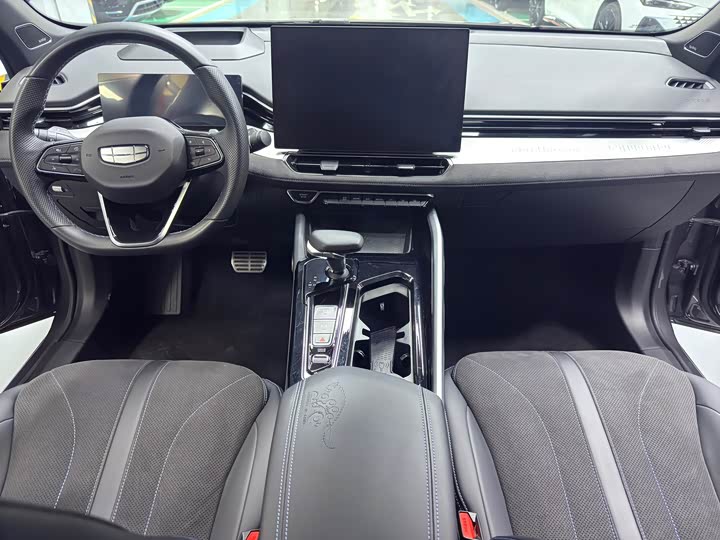 Фото 5 - Geely Preface